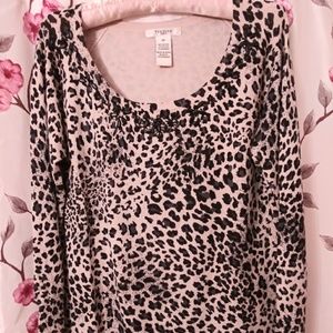 3/$15 Vertigo animal print sweater